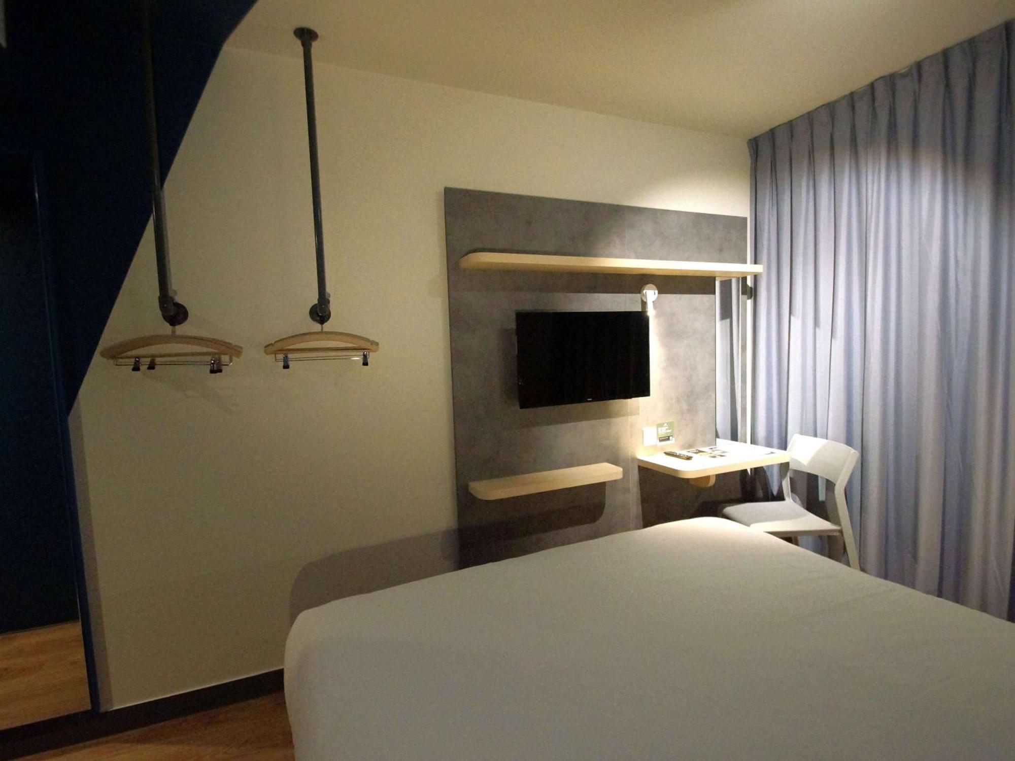 Ibis Budget Loudeac Velodrome Luaran gambar